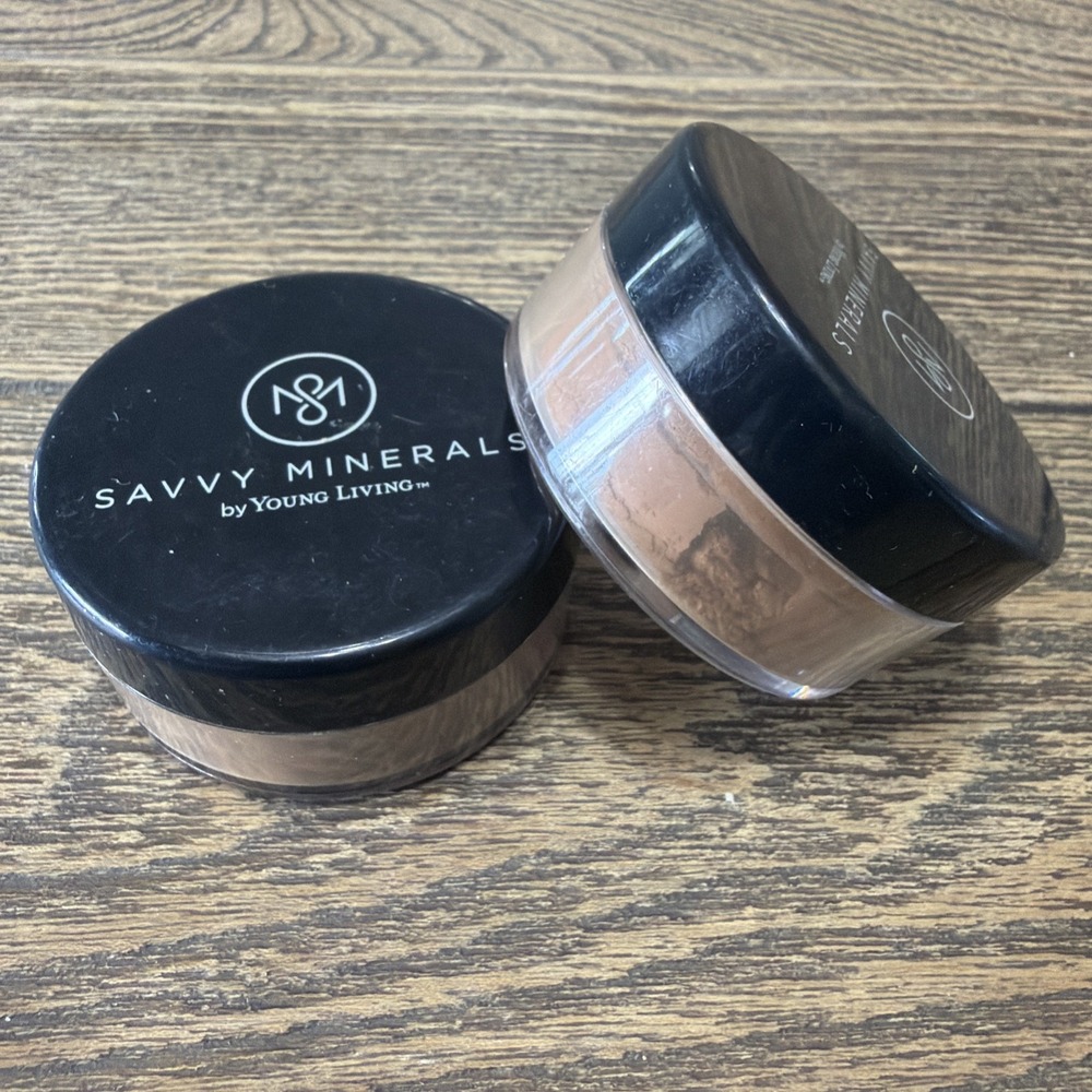 Savvy Minerals Loose Foundation Dark No. 3 & 4 Young Living Made In USA